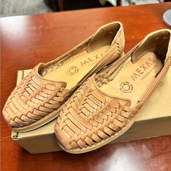Tan Woven Leather Flats - Picture 2 of 4